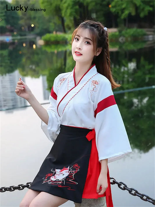 Costume kimono japonais pour femmes