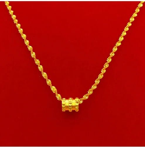 Collier en or plaqué de style vietnamien avec pendentif - Tresors asiatiques