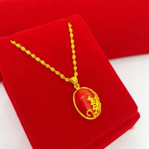 Collier en or plaqué de style vietnamien avec pendentif - Tresors asiatiques