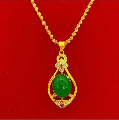 Collier en or plaqué de style vietnamien avec pendentif - Tresors asiatiques