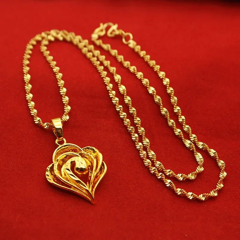 Collier plaqué or en laiton du Vietnam - Tresors asiatiques