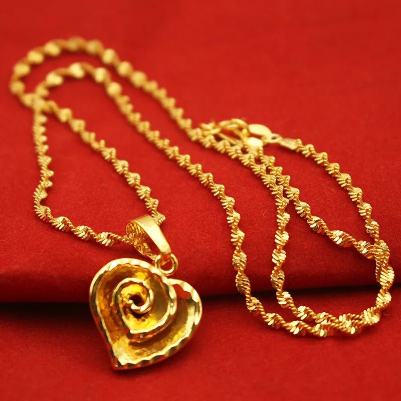 Collier plaqué or en laiton du Vietnam - Tresors asiatiques