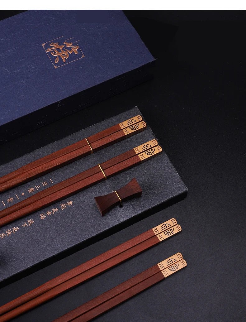 Deux paires de baguette en Bois de Santal Rouge. - Tresors asiatiques