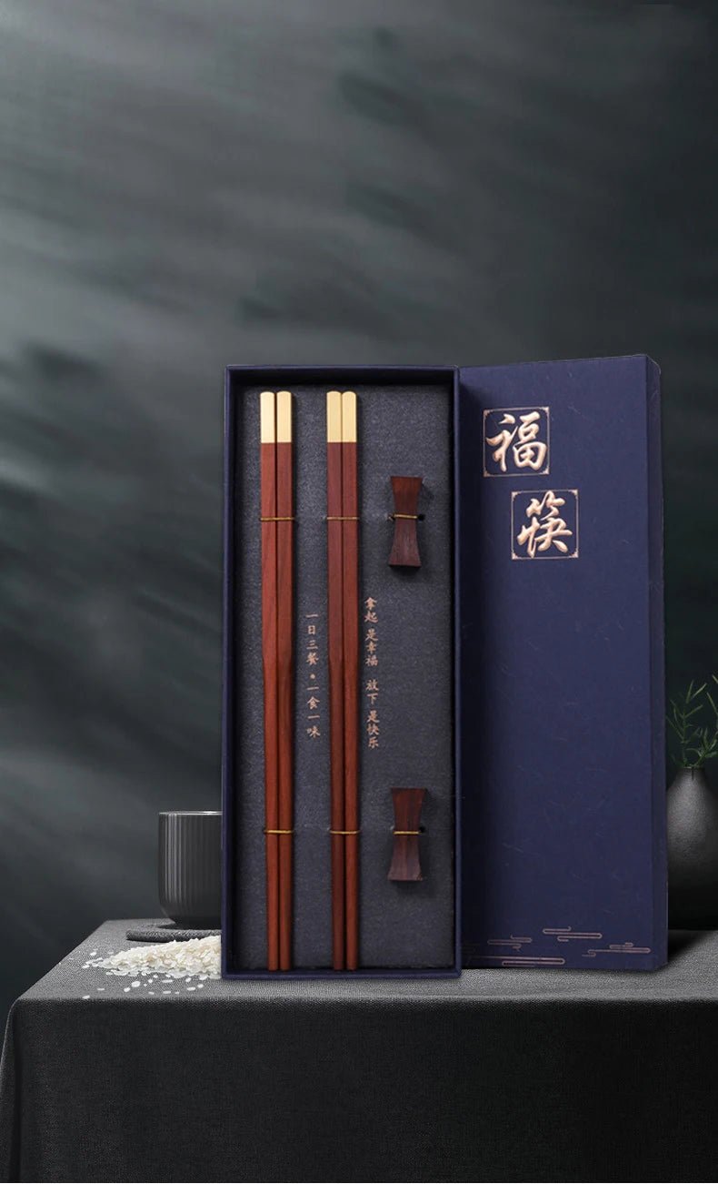 Deux paires de baguette en Bois de Santal Rouge. - Tresors asiatiques