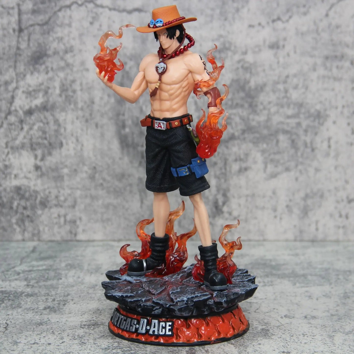 Figurine d'action de 25 cm en PVC de Portgas D Zan - Tresors asiatiques