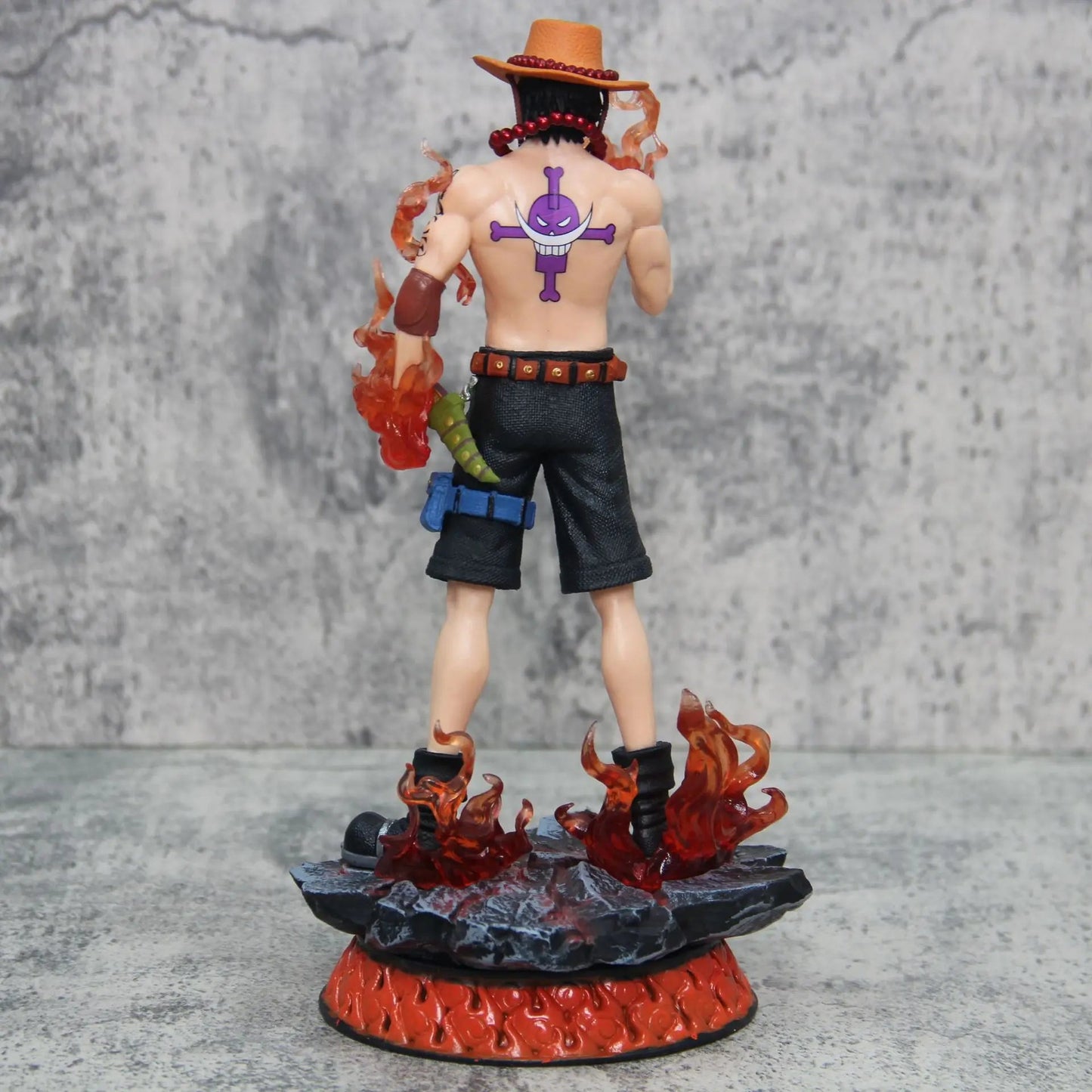 Figurine d'action de 25 cm en PVC de Portgas D Zan - Tresors asiatiques