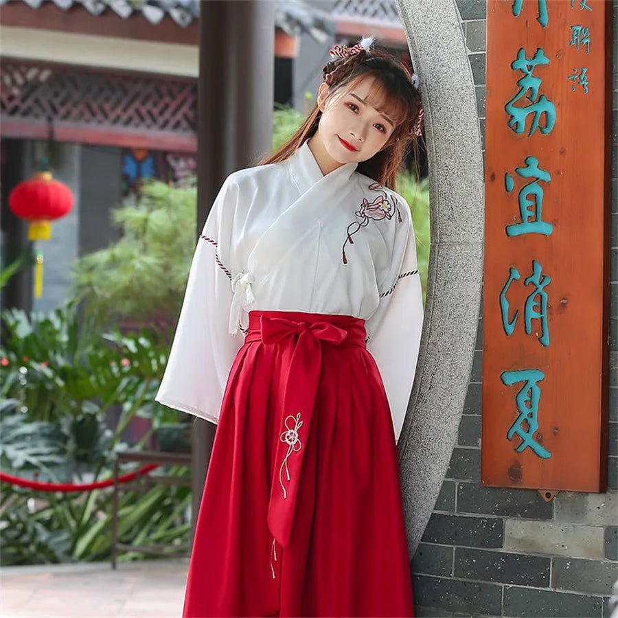 Kimono japonais avec jupe pour femmes - Tresors asiatiques