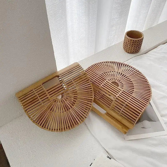 Panier en bambou fait à la main