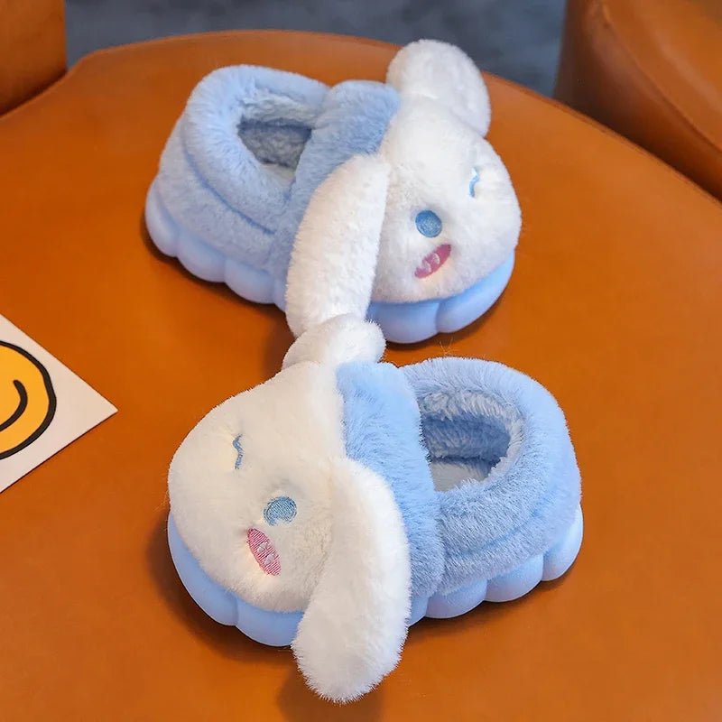 Pantoufles plates en peluche Pikachu pour enfants - Tresors asiatiques