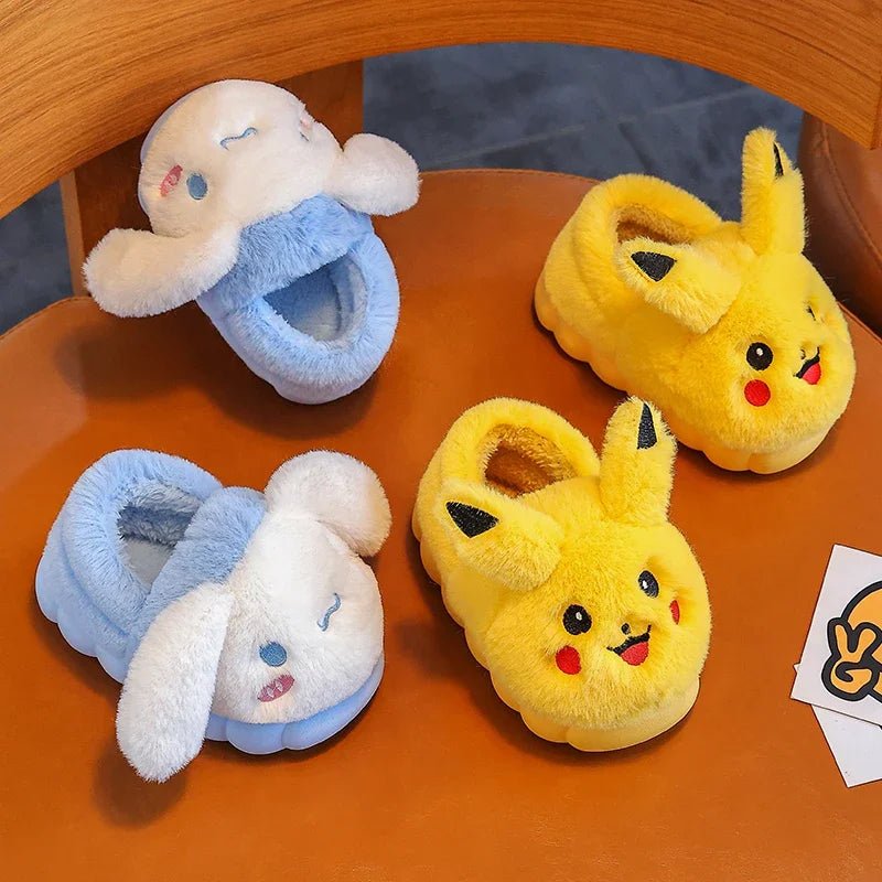 Pantoufles plates en peluche Pikachu pour enfants - Tresors asiatiques
