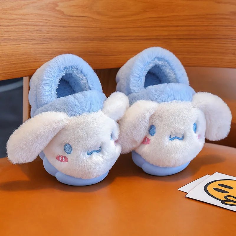 Pantoufles plates en peluche Pikachu pour enfants - Tresors asiatiques