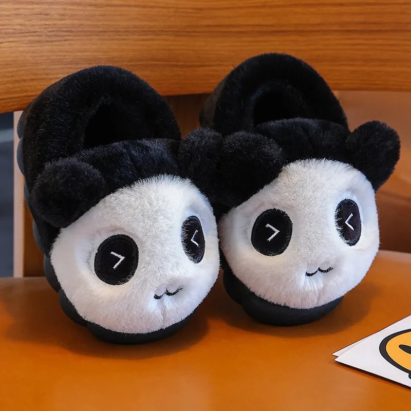 Pantoufles plates en peluche Pikachu pour enfants - Tresors asiatiques