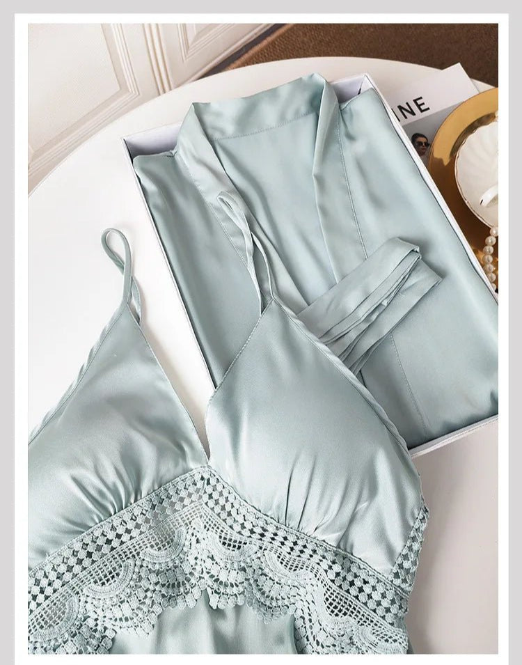 Peignoir Kimono en Satin et Dentelle pour Femme - Tresors asiatiques