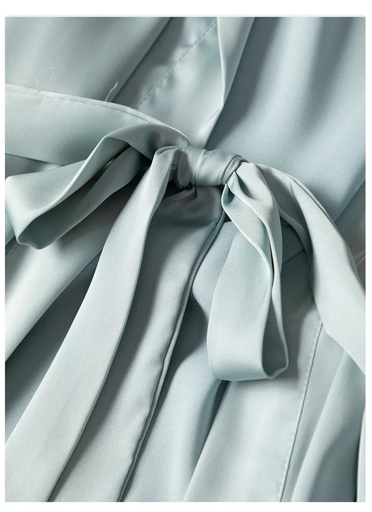 Peignoir Kimono en Satin et Dentelle pour Femme - Tresors asiatiques