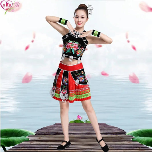 Robe traditionnelle asiatique Hmong Miao