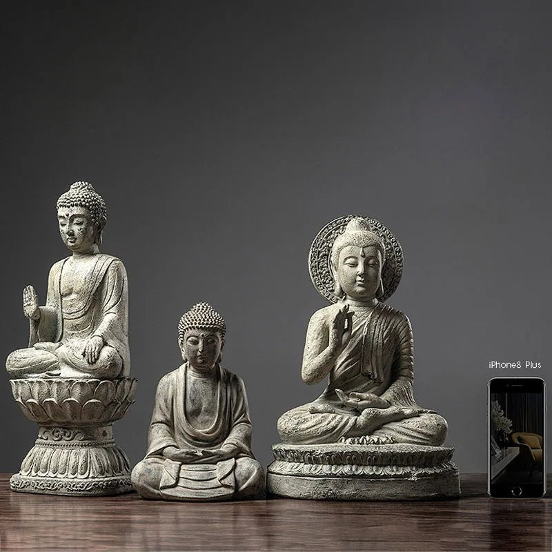 Sculpture antique de Bouddha en résine - Tresors asiatiques