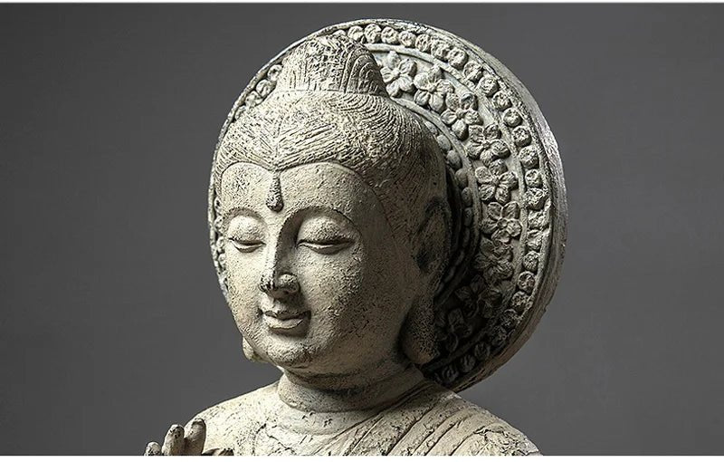 Sculpture antique de Bouddha en résine - Tresors asiatiques