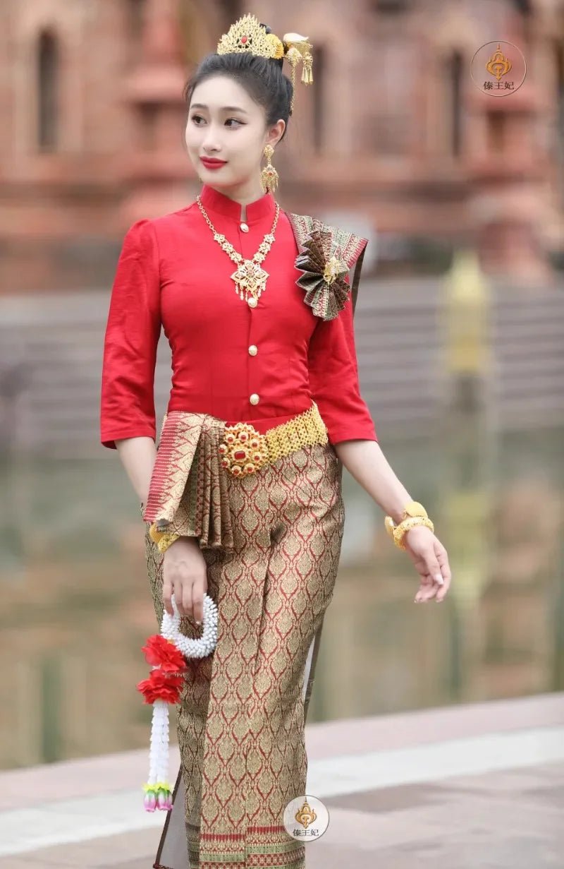 Tenue traditionnelle thaïlandaise pour femmes - Tresors asiatiques