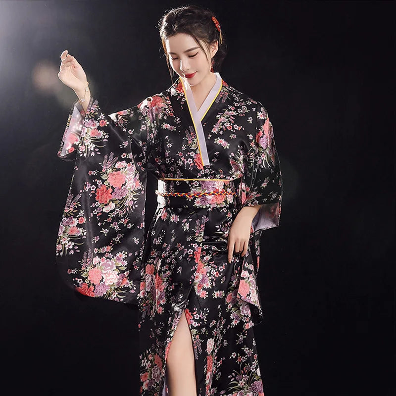 Yukata traditionnel japonais pour femmes