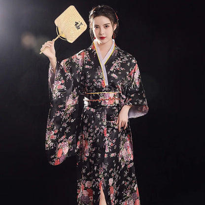 Yukata traditionnel japonais pour femmes