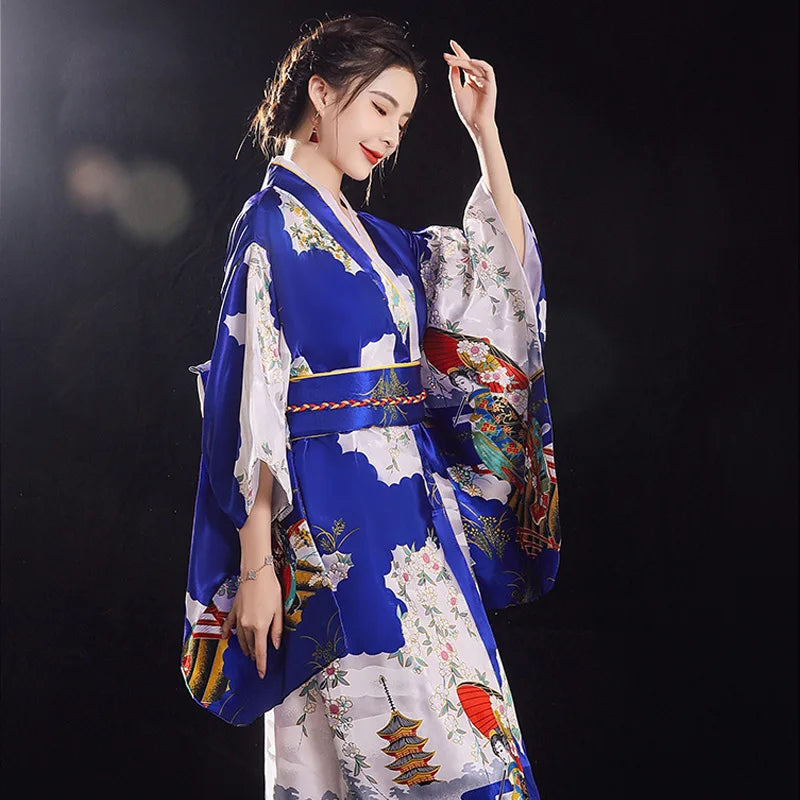 Yukata traditionnel japonais pour femmes