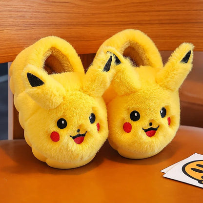 Pantoufles plates en peluche Pikachu pour enfants