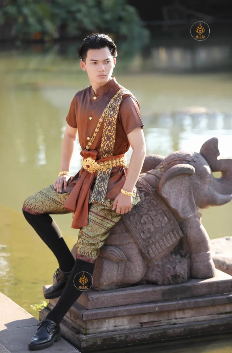 Vêtements traditionnels thaïlandais pour hommes