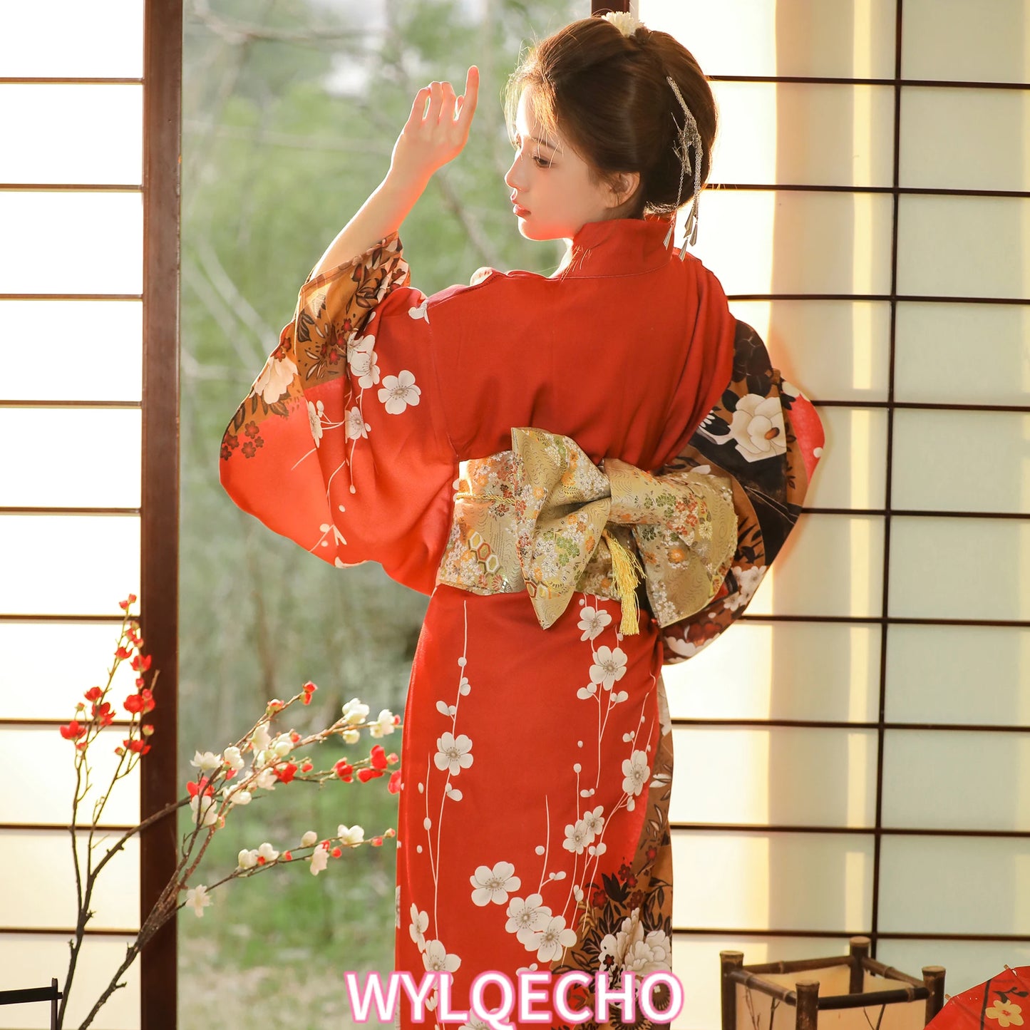 Kimono traditionnel japonais avec Obi pour femmes