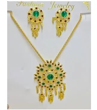 Boucles d'oreilles et collier de style ethnique pour femmes - Tresors asiatiques