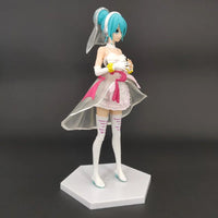 Figurine Hatsune Miku en robe de mariée - Tresors asiatiques