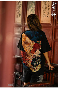 T-shirt Yokosuka Sukajan brodé de style vintage - Tresors asiatiques